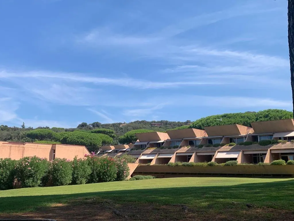 Apartment Appartamento 4 Posti Letto N 238 Presso Residence Golf Hotel Punta Ala Italy